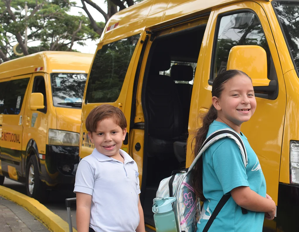 Servicio de transporte escolar